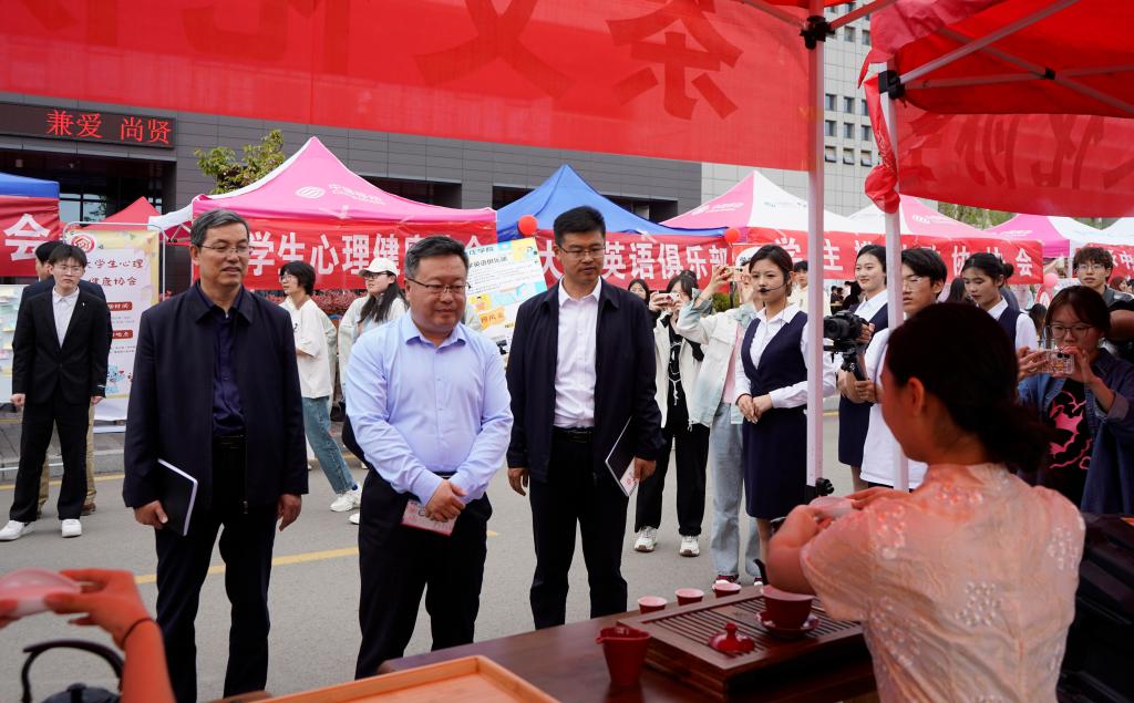 20240417澳门永利6774第十六届科技文化艺术节开幕式4.JPG